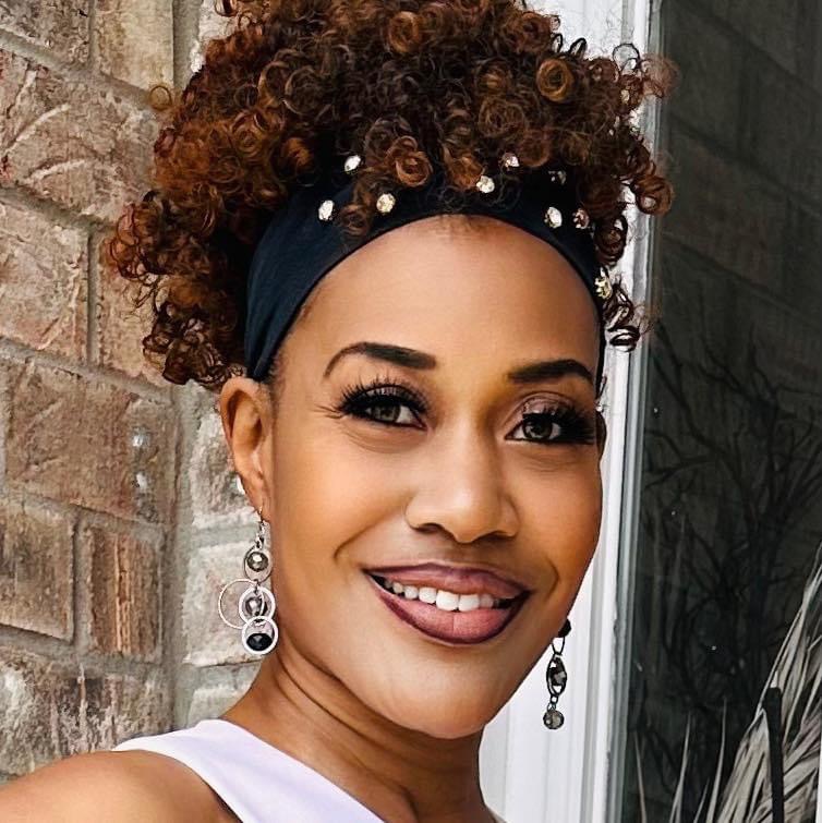 Shayla Scissum-Branch
Instructional/ E-Learning Designer
Founder, Operations and Finance Director